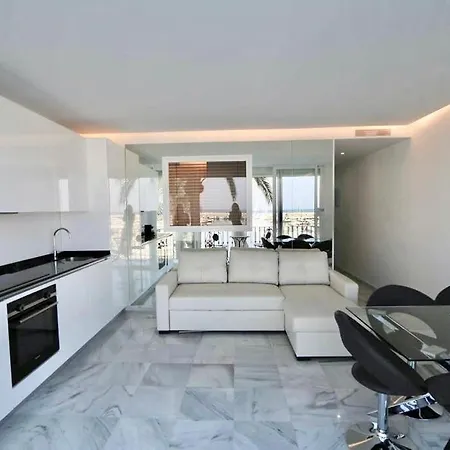 First Line Puerto Banus Harbour, 3 Bedroom Luxury Apartment, Marbella