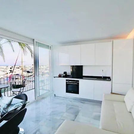 First Line Puerto Banus Harbour, 3 Bedroom Luxury Apartment, Apartment Marbella
