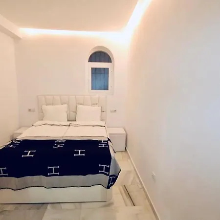 Apartment First Line Puerto Banus Harbour, 3 Bedroom Luxury Apartment, Marbella